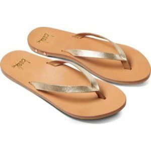 BEEK Seabird Gold Platinum Leather Flip Flops Thong Sandals Size 7 NEW